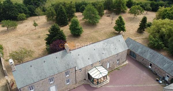 Vente
                Maison295 m² - 9 Pièces -
                    PIROU (50770)