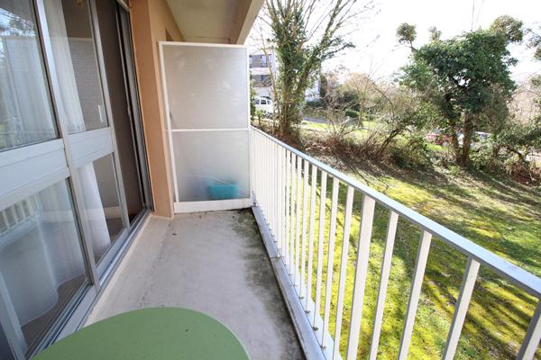 GRAND STUDIO MEUBLE METZ BALCON + CAVE + STATIONNEMENT SOUS-SOL