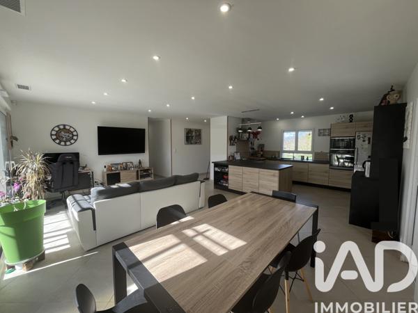 Maison à vendre 5 pièces 118,42 m² Saint-Denis-de-Pile