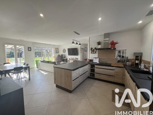 Maison à vendre 5 pièces 118,42 m² Saint-Denis-de-Pile