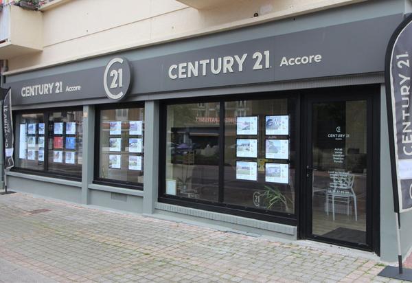 Appartement à vendre  4 pièces - 81,31 m 2   ST VALERY EN CAUX  - 76