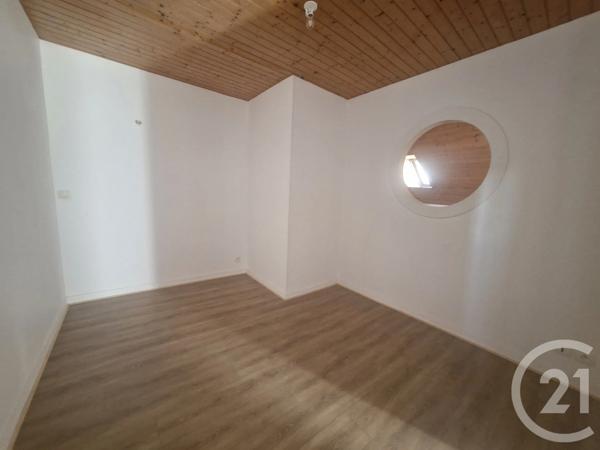 Appartement à vendre  4 pièces - 81,31 m 2   ST VALERY EN CAUX  - 76