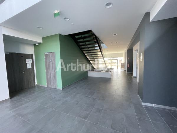 Bureaux neufs à louer à Famars au cœur de Transalley avec espaces lumineux
