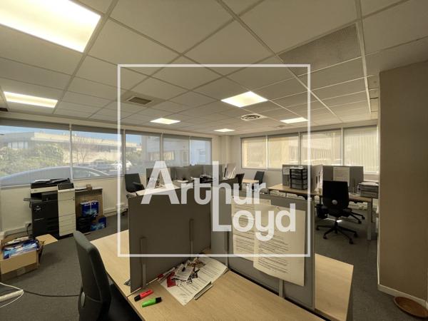 Bureaux à louer à Baillargues proche gare et golf espaces modulables