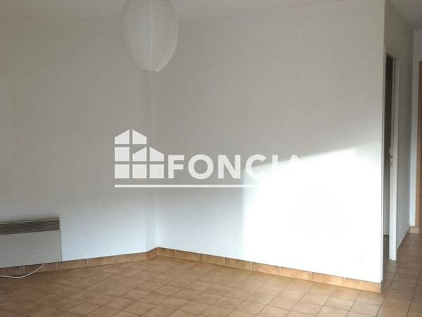 Location Appartement 2 pièces 44.8 m² - 51 RUE DU SOUVENIR FRANCAIS La Chambre 73130