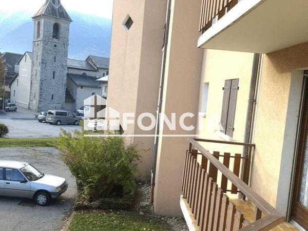 Location Appartement 2 pièces 44.8 m² - 51 RUE DU SOUVENIR FRANCAIS La Chambre 73130