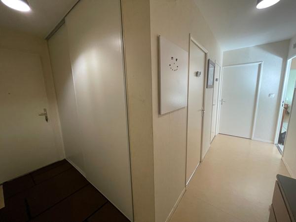 Appartement T3 à Betton en dernier étage, exposition SUD, garage fermé, 64m² habitable, 77 m² AU SOL