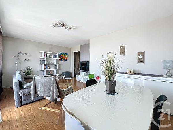 Appartement F2 à vendre  2 pièces - 55 m2 STE SAVINE - 10