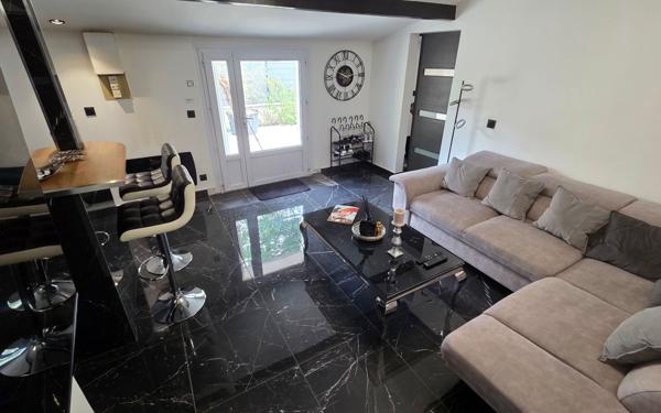 Maison à vendre    2 pièces •  Tremblay-en-France