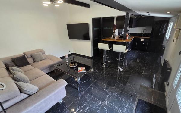 Maison à vendre    2 pièces •  Tremblay-en-France