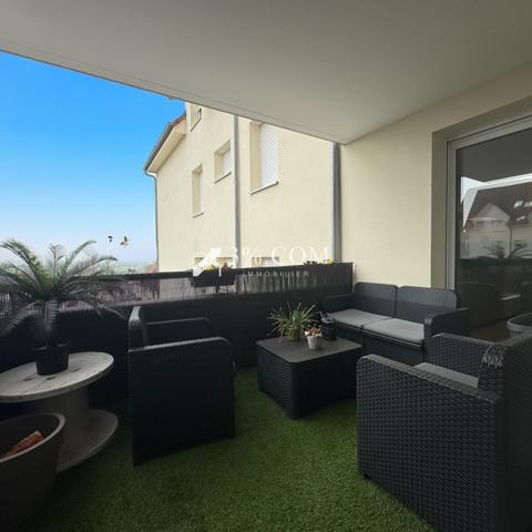 3%COM beau F3 avec terrasse et 2 places de parking- cave  Hochfelden (67270)