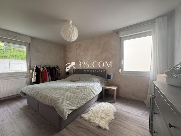 3%COM beau F3 avec terrasse et 2 places de parking- cave  Hochfelden (67270)