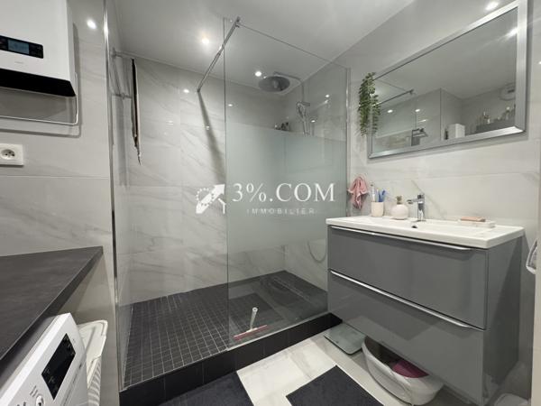 3%COM beau F3 avec terrasse et 2 places de parking- cave  Hochfelden (67270)