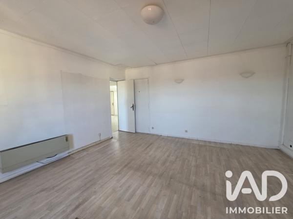 Immeuble à vendre 572 m² Fréjus