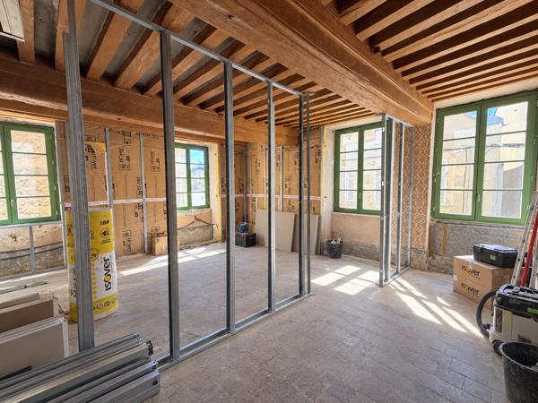 Immeuble
         12 pièces
        - 350 m² Exclusivité 369 000 € *