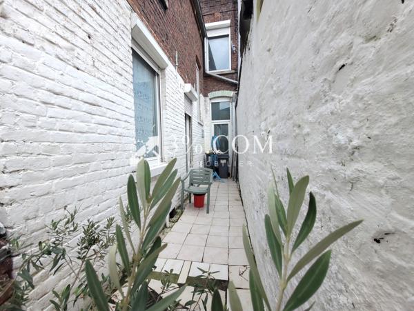 Maison 5 pièce(s) 3 chambre(s) 106 m²