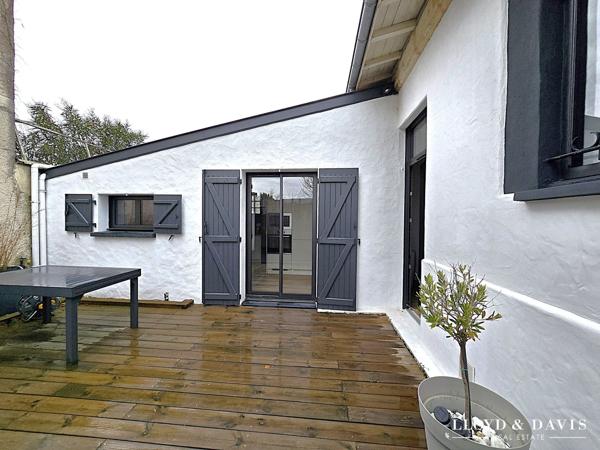 Jolie échoppe en excellent état - extérieur sans vis-à-vis avec terrasse plein sud