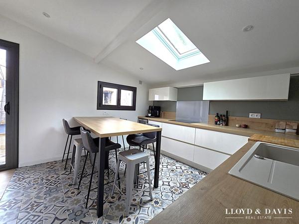 Jolie échoppe en excellent état - extérieur sans vis-à-vis avec terrasse plein sud