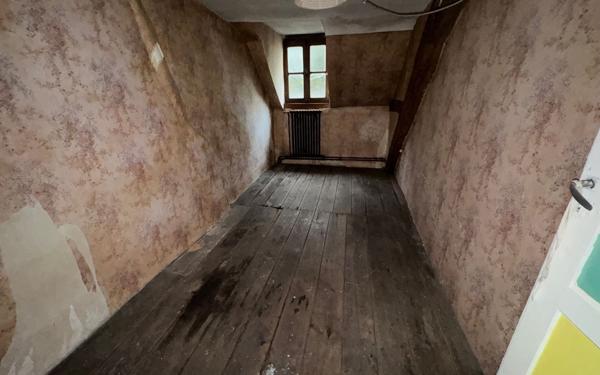 Maison à vendre    5 pièces •  Avesnes-sur-Helpe