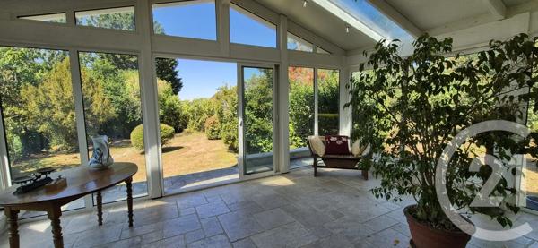 Maison à vendre  6 pièces - 126,20 m 2   LOUHANS CHATEAURENAUD  - 71