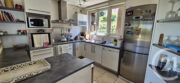 Maison à vendre  6 pièces - 126,20 m 2   LOUHANS CHATEAURENAUD  - 71