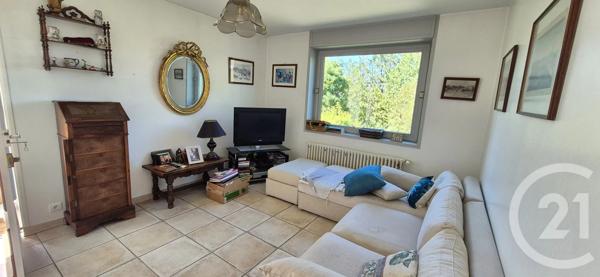 Maison à vendre  6 pièces - 126,20 m 2   LOUHANS CHATEAURENAUD  - 71