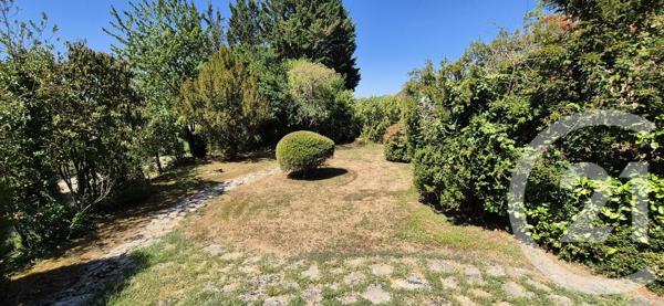 Maison à vendre  6 pièces - 126,20 m 2   LOUHANS CHATEAURENAUD  - 71