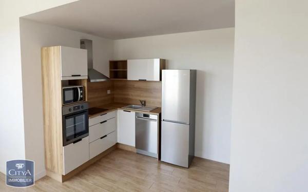 Appartement à louer 3 pièces 89m² Riom (63200)