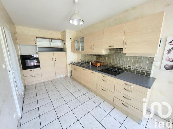 Appartement à vendre 5 pièces 106 m² Saint-Genest-Lerpt