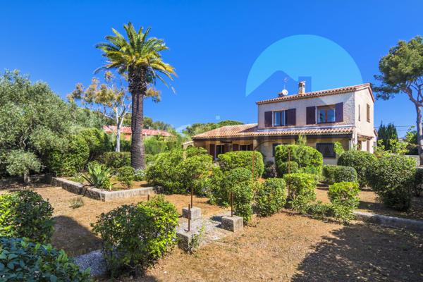 Villa
                                                                                                                                                                                                                                                                                                                        4 pièce(s)                                                                                                                                                                                                          3 chambre(s)                                                                                                                                                                                                          150.85  m²