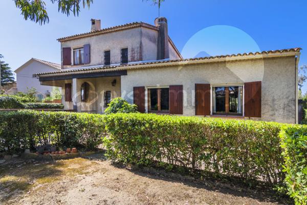 Villa
                                                                                                                                                                                                                                                                                                                        4 pièce(s)                                                                                                                                                                                                          3 chambre(s)                                                                                                                                                                                                          150.85  m²