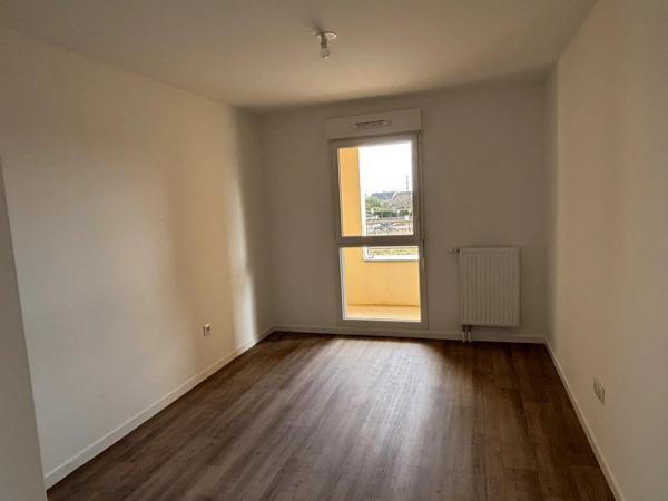 Location Appartement 2 pièces 49 m2 à Luisant