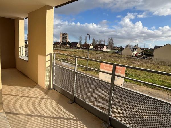 Location Appartement 2 pièces 49 m2 à Luisant