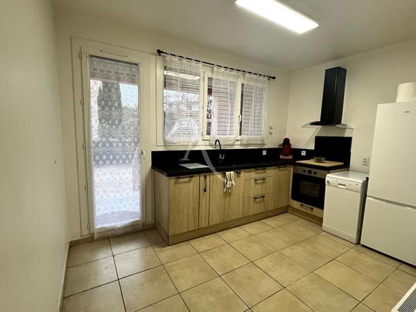 Appartement Istres 3 pièce(s) meublé 66.66 m2