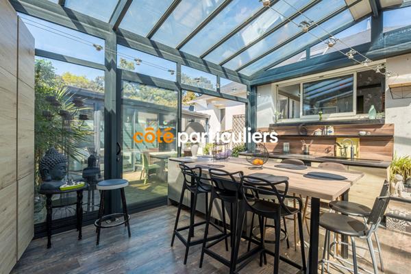 Vente Maison233 m² - 9 Pièces - LONGEVILLE SUR MER (85560)