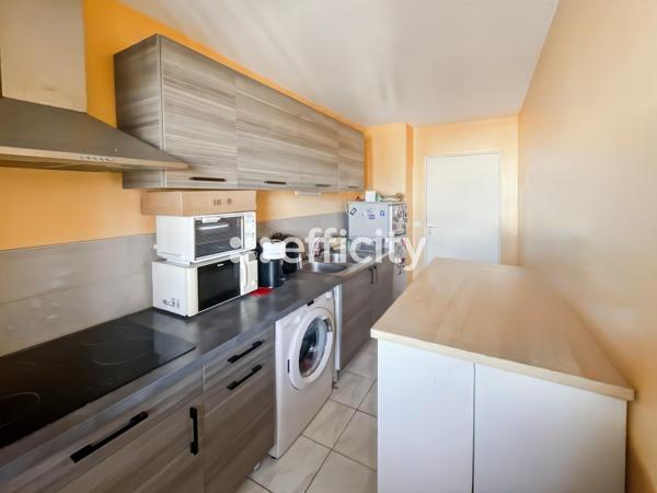 Appartement
         3 pièces
        - 62 m² Exclusivité 255 000 € *