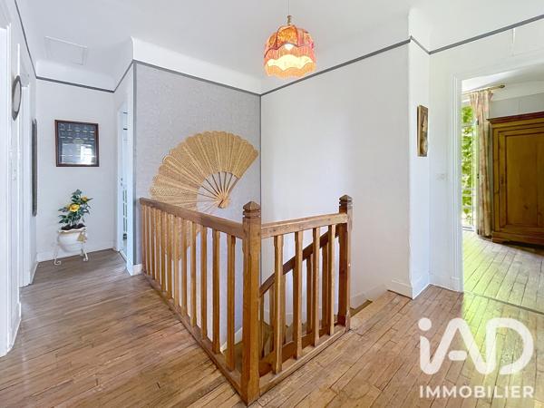 Maison à vendre 6 pièces 215 m² Saint-Pierre-lès-Nemours