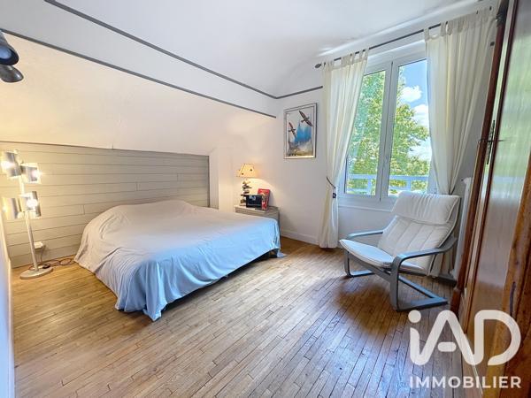 Maison à vendre 6 pièces 215 m² Saint-Pierre-lès-Nemours