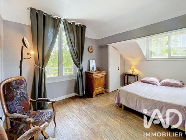 Maison à vendre 6 pièces 215 m² Saint-Pierre-lès-Nemours