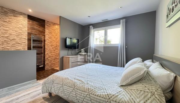 A vendre remarquable maison contemporaine de prestations haut de gamme.