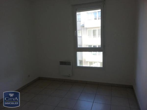 Appartement à louer 2 pièces 42m²