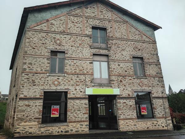 A vendre CHALUS immeuble en parfait état à aménager de 900 m² environ