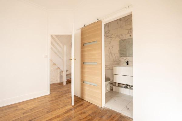 LIEUX UNIQUES ® x PROPRIÉTÉS PRIVÉES PROPOSE MAISON DE VILLE DE 156 M² SUR UN TERRAIN 369 M²