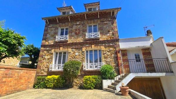Maison à Ermont, 95120 - 8 pièces 183m²