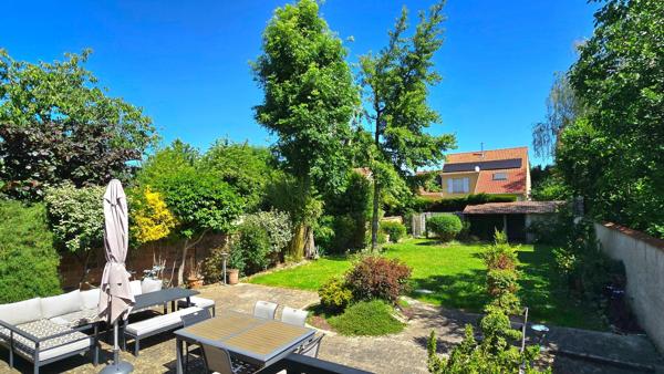 Maison à Ermont, 95120 - 8 pièces 183m²