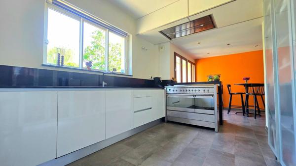 Maison à Ermont, 95120 - 8 pièces 183m²