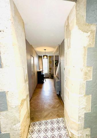 Maison Crepy En Valois 7 pièce(s) 203 m2 + Studio