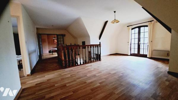 Maison d'habitation de construction traditionnelle proche du centre-ville de PLELAN LE GRAND