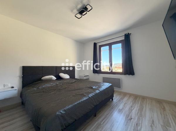 Maison 5 pièces - 160 m² Exclusivité efficity