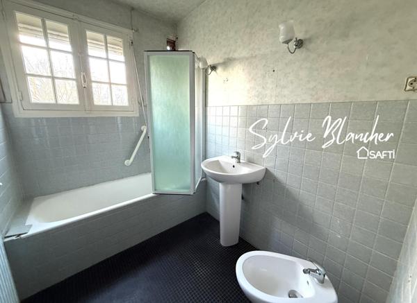 MAISON 122 M2 - 4 CHAMBRES - TERRAIN 948 M2